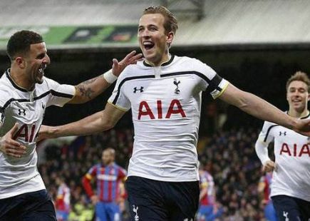 现出过硬的 现出过硬的